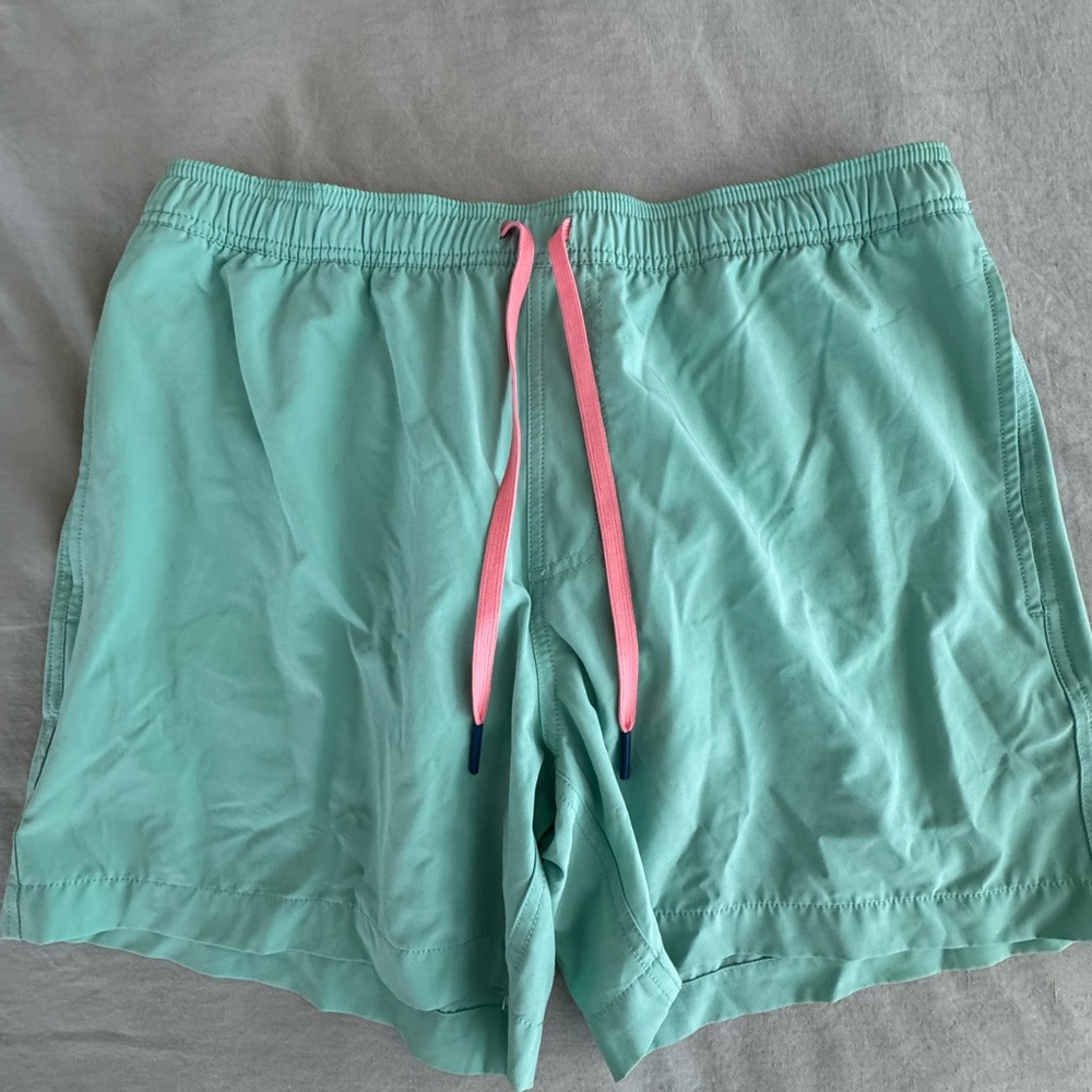 Southern Tide Athletic Shorts Green and Pink Quick-Dry